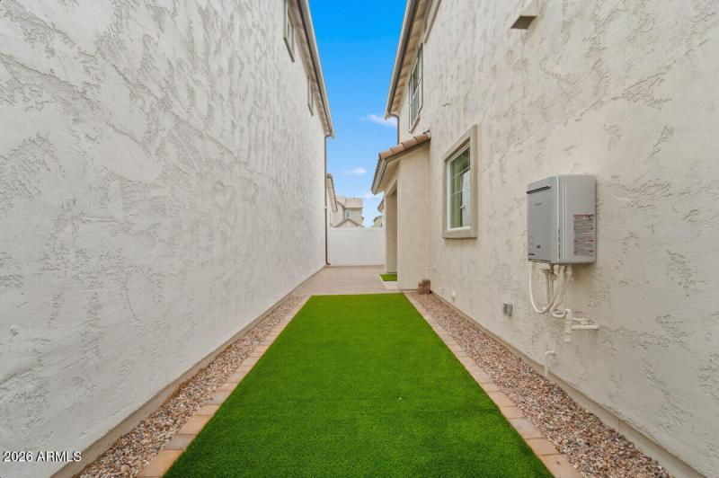 8336 E Peterson Ave-61