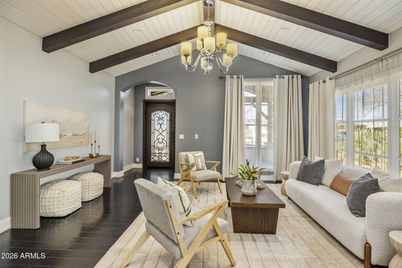 3-web-or-mls-D46A9872