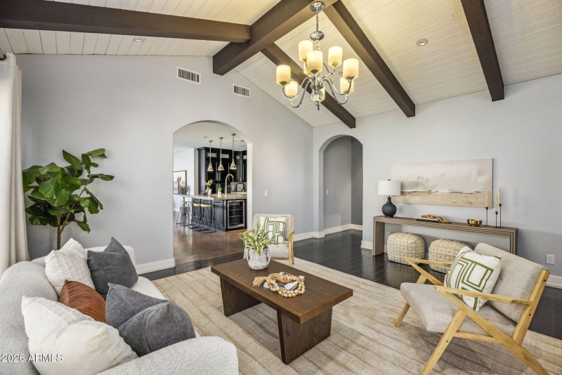 4-web-or-mls-D46A9880