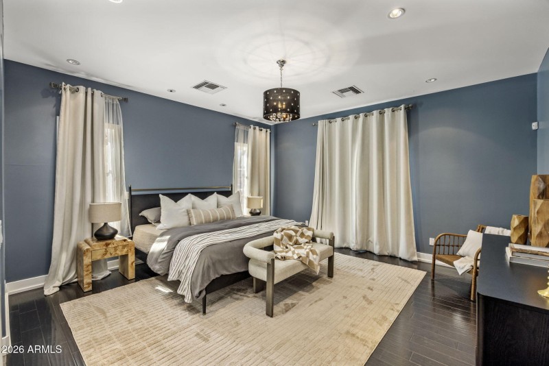 18-web-or-mls-D46A9961