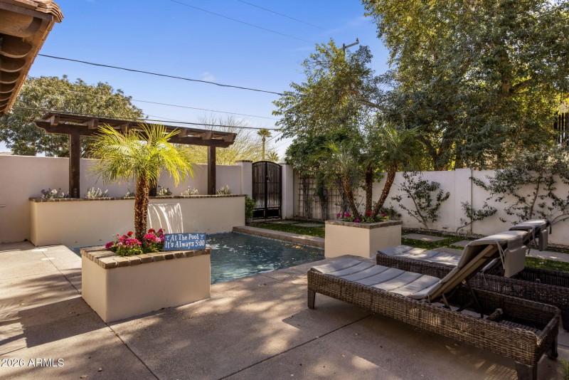 28-web-or-mls-D46A10048