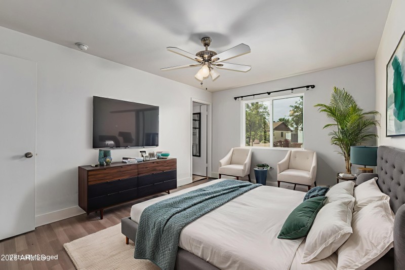 item_24 VS Watermark (2)