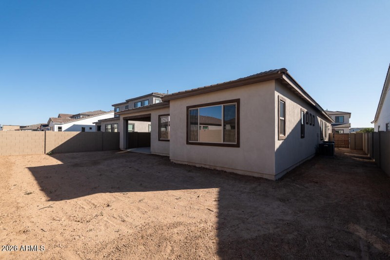 Tri Pointe Waterston Central 415 - Backy