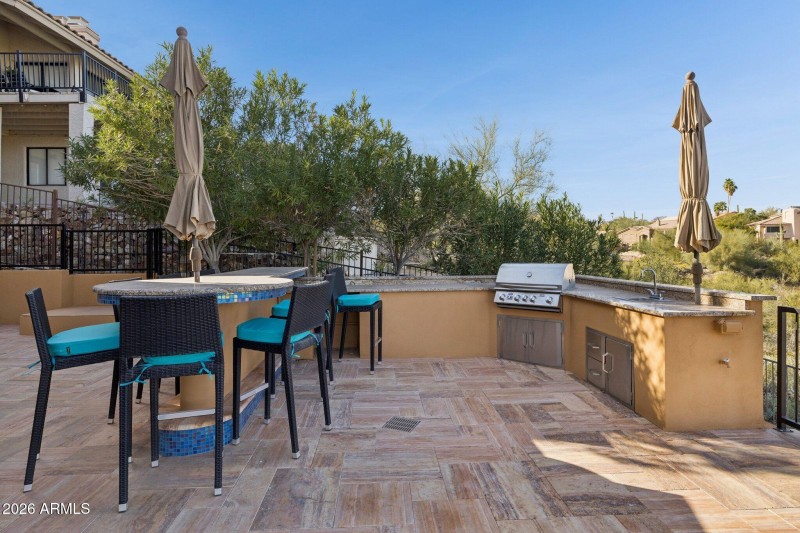 Built-in Kitchen with