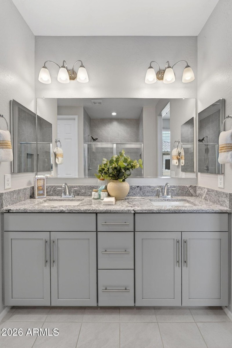 20-web-or-mls-21W Haley Dr