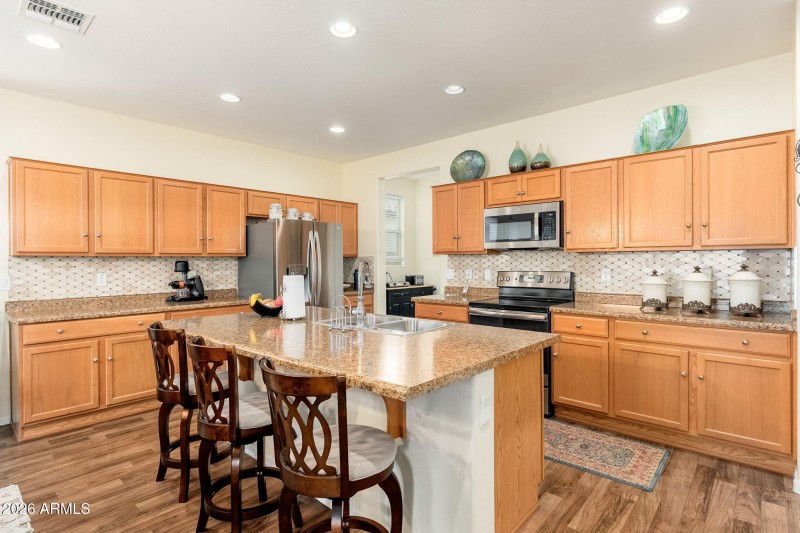 10190 W Los Gatos Dr - 06