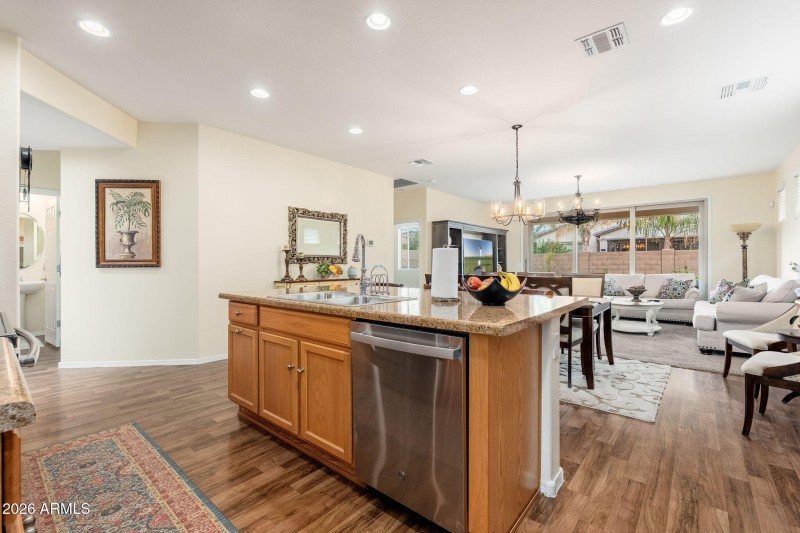 10190 W Los Gatos Dr - 08