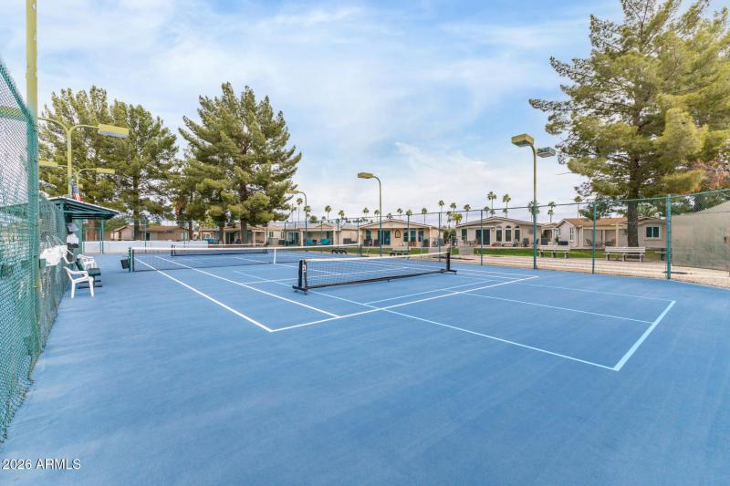 Tennis & Pickleball