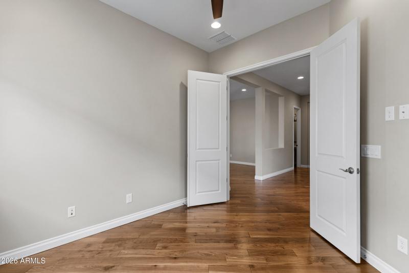 37029 Stoneware Dr-19