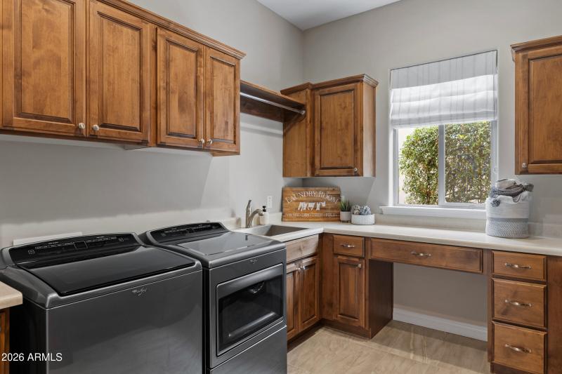 37029 Stoneware Dr-36