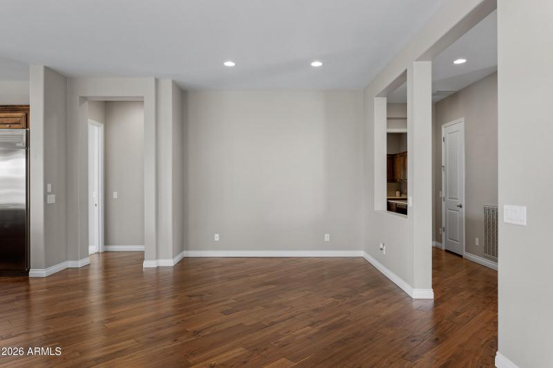 37029 Stoneware Dr-5