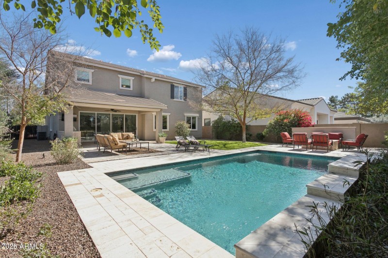 Pool, BBQ and Firepit