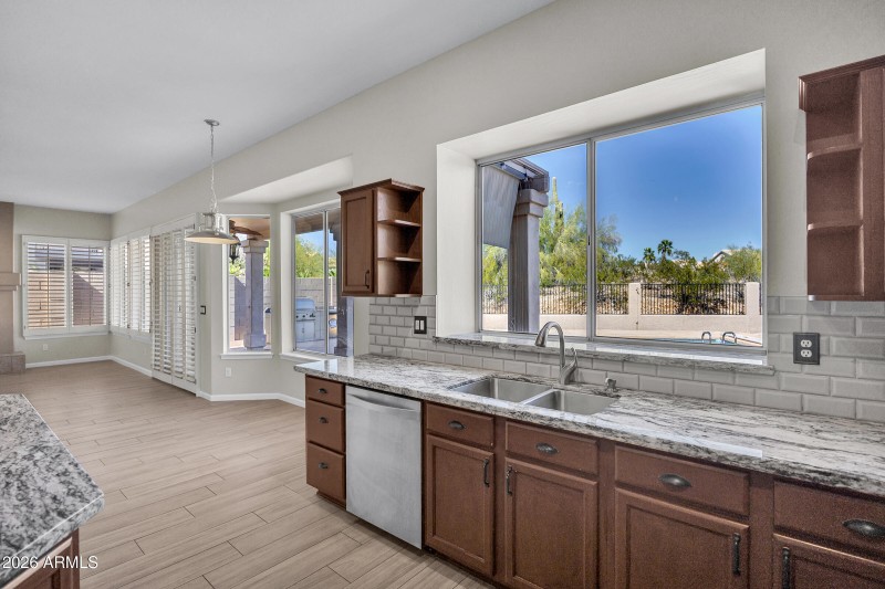 3108 E Wildwood Dr-18