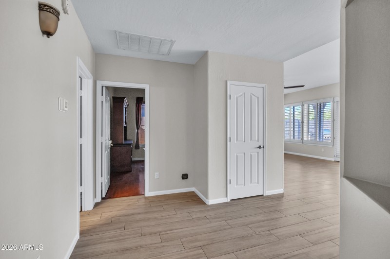 3108 E Wildwood Dr-23