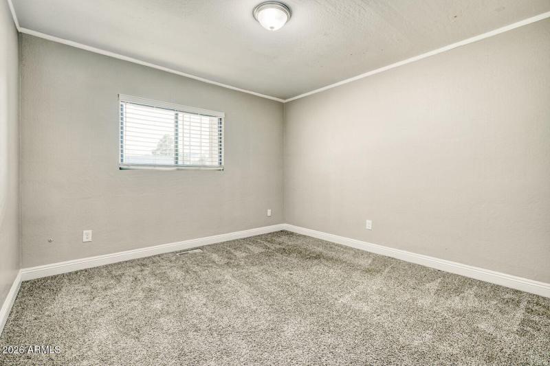 5548 W Belmont Ave - Web Quality - 017 -