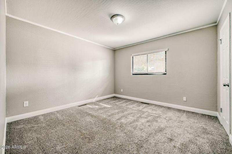 5548 W Belmont Ave - Web Quality - 018 -