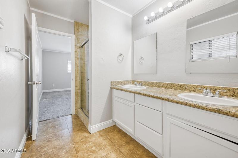 5548 W Belmont Ave - Web Quality - 024 -