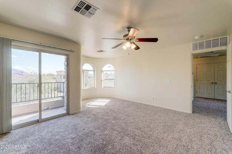 880 S Buena Vista Dr-17