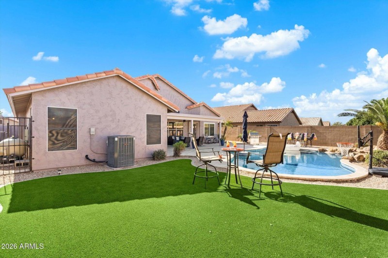 MULTIPLE ENTERTAINMENT AREAS