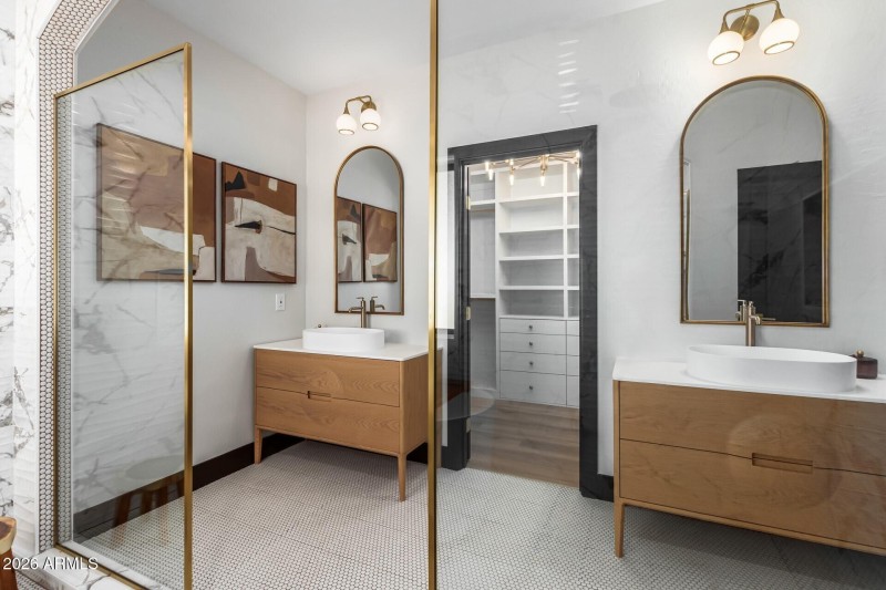 036_Primary Bathroom