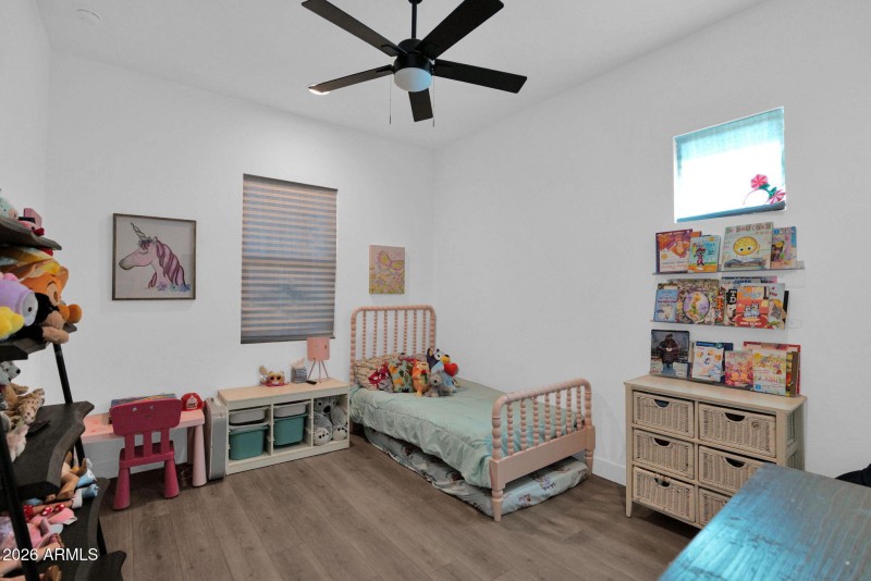 4-web-or-mls-P1525312