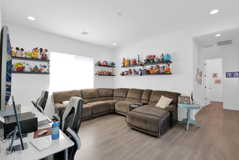 8-web-or-mls-P1525320