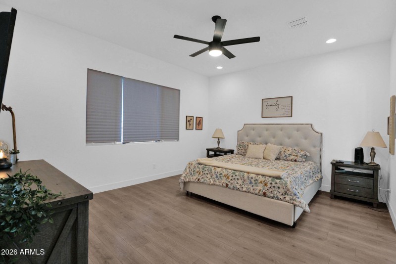 12-web-or-mls-P1525328