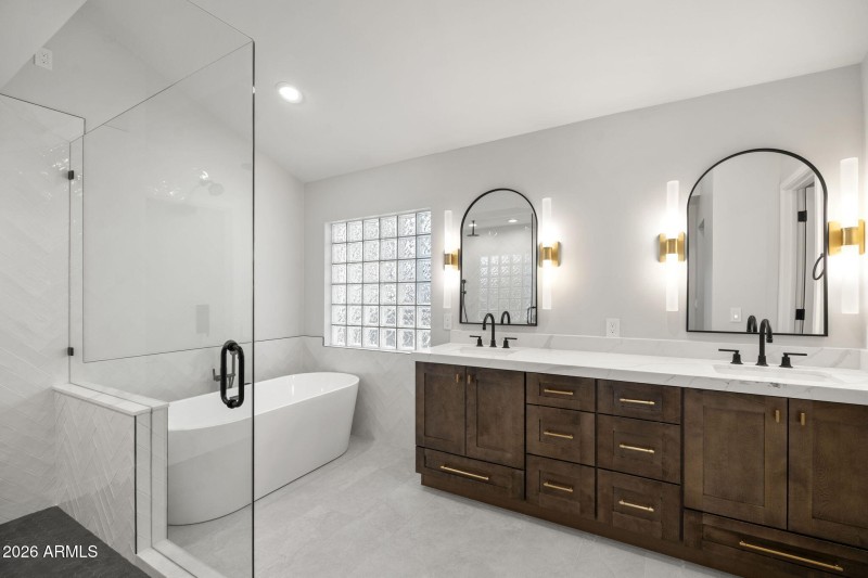 43-web-or-mls-4030-n-54th-pl