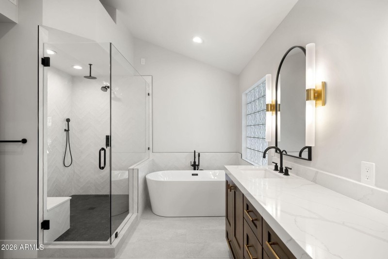 45-web-or-mls-4030-n-54th-pl