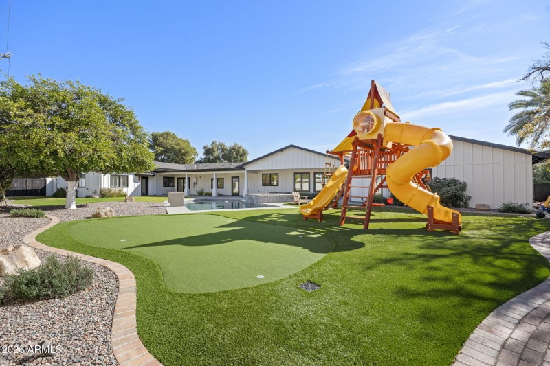 53-web-or-mls-4030-n-54th-pl