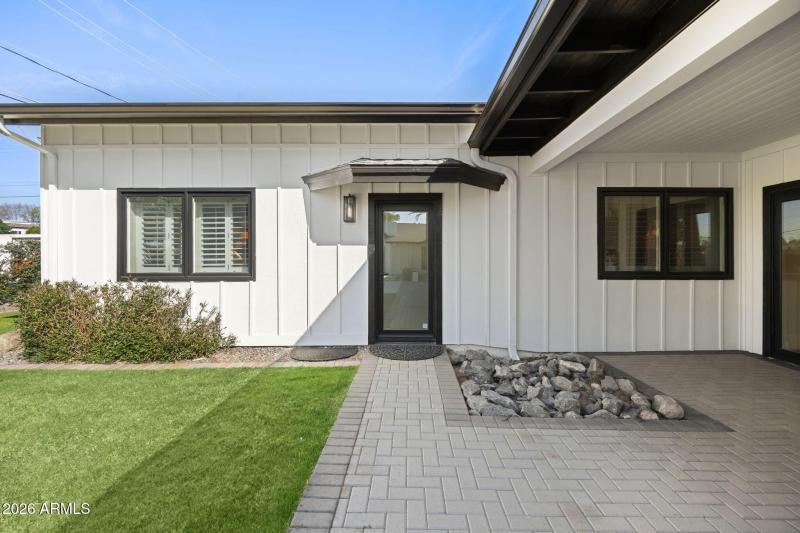 62-web-or-mls-4030-n-54th-pl