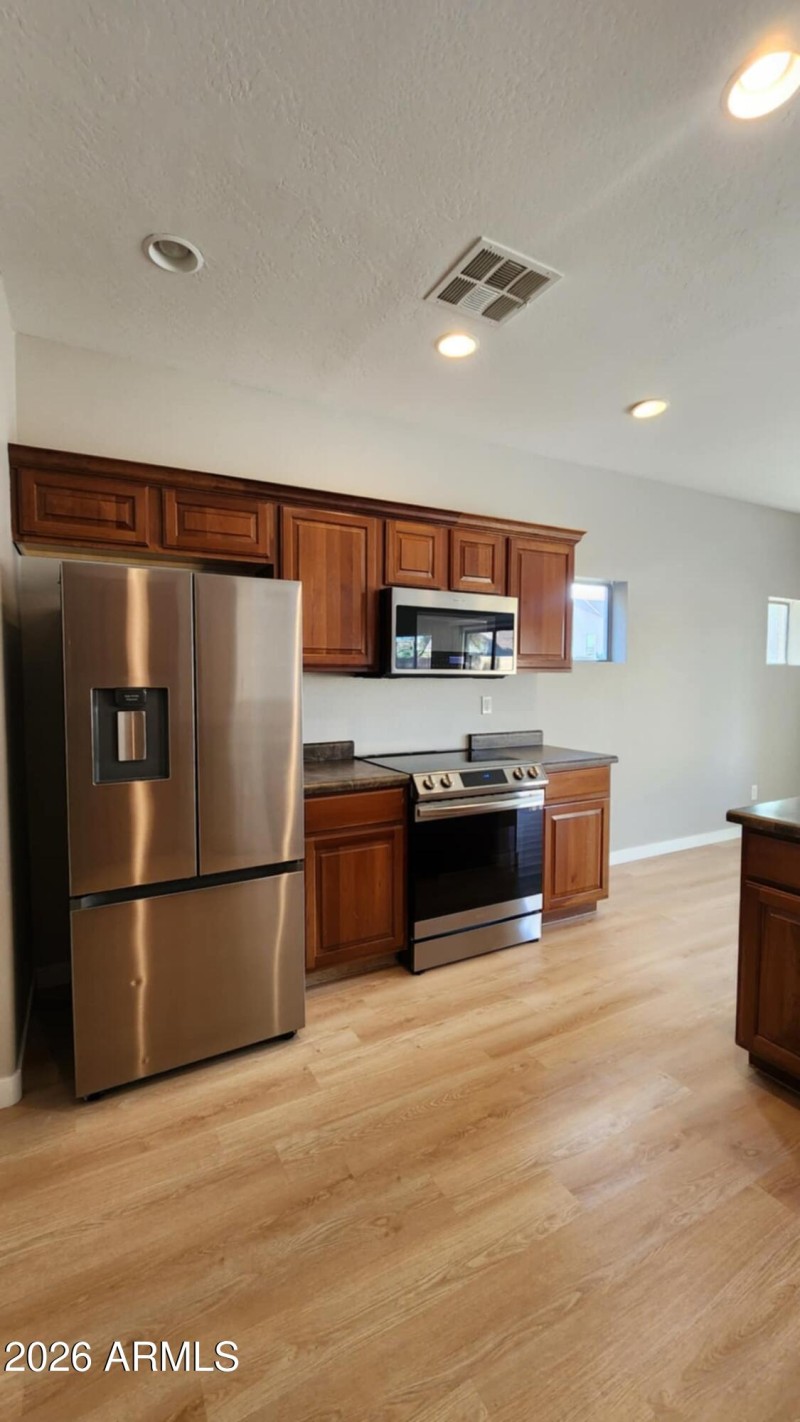 41393 W Capistrano Dr