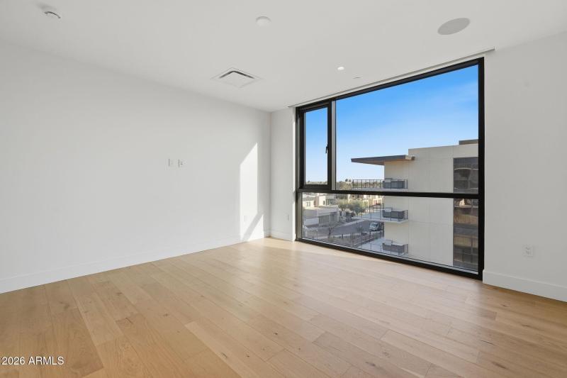 031_Primary Bedroom Views