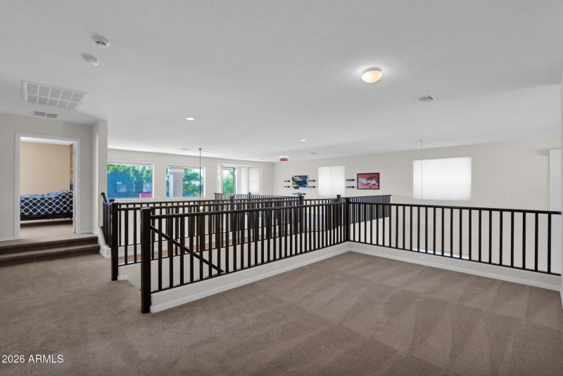 29 Upstairs w: 2 Loft Spaces