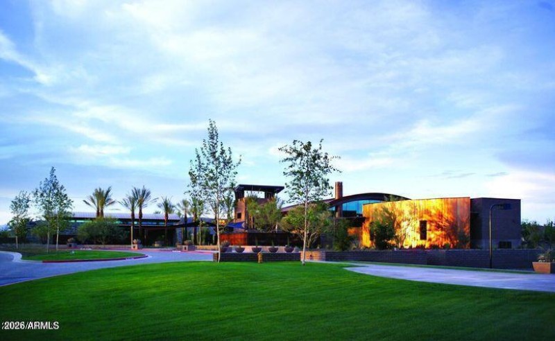 Amenity Center