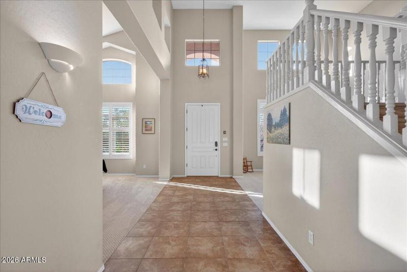 10-7855 E Kenwood St_RedHogMedia