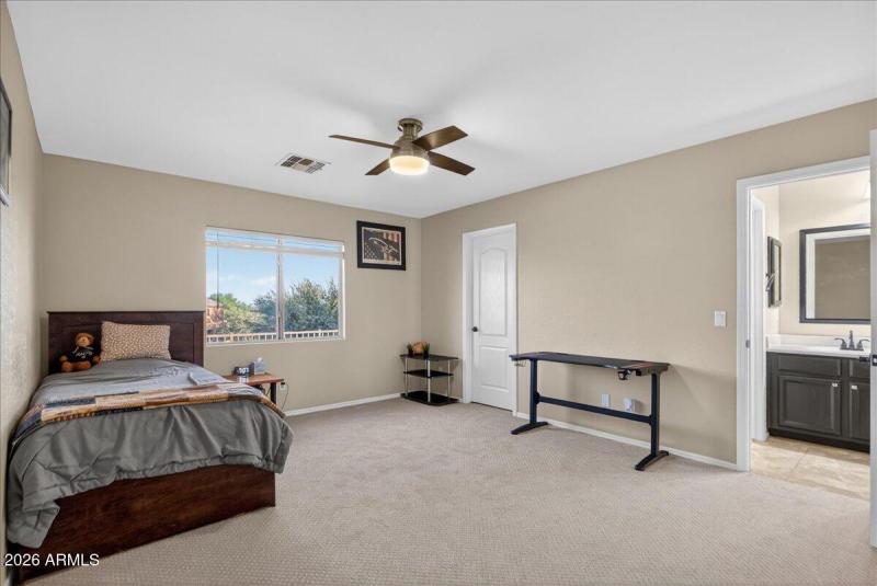 38-7855 E Kenwood St_RedHogMedia