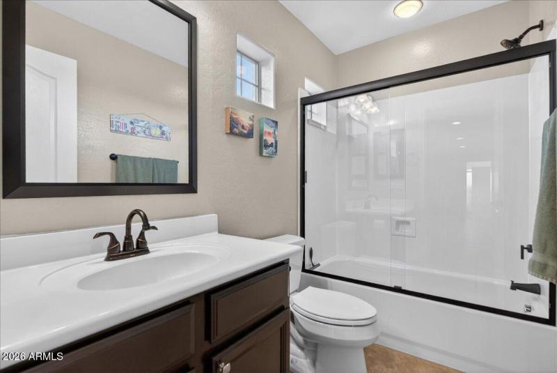 45-7855 E Kenwood St_RedHogMedia