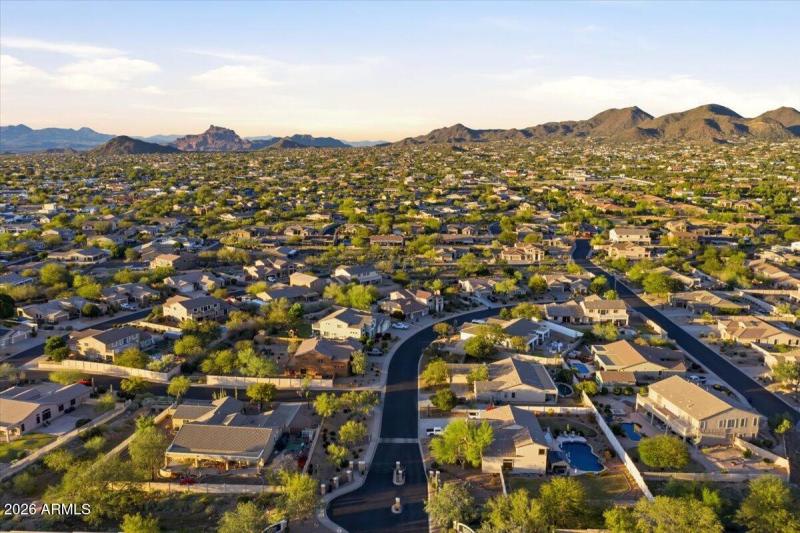 67-7855 E Kenwood St_RedHogMedia