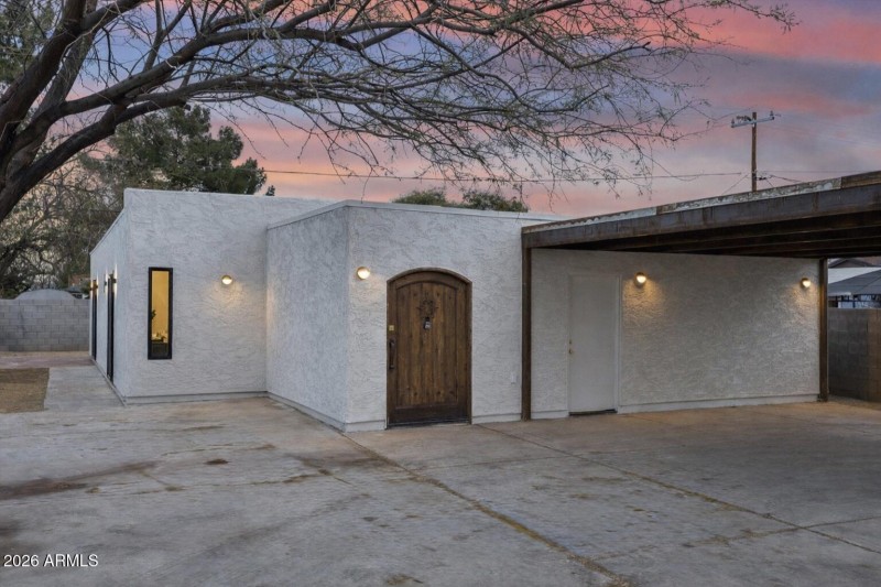 F4C811F7-257C-4AB9-A328-1028DEA3E326