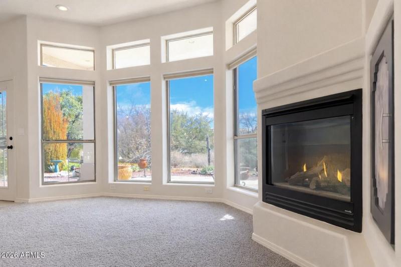 B167FB5B-CAF7-4485-B327-F99A2090075C