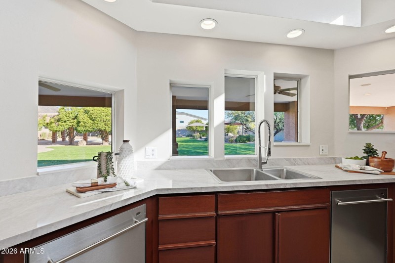 5332 W Misty Willow Lane