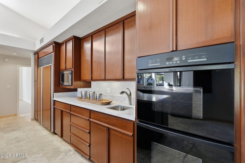 5332 W Misty Willow Lane