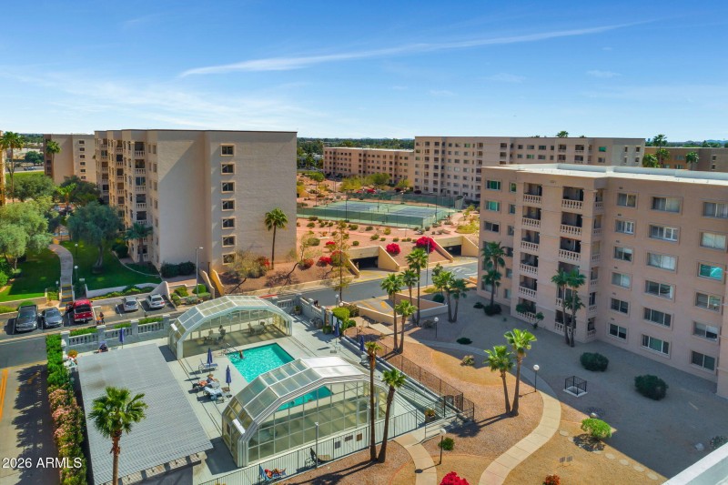 21-web-or-mls-7950-e-camelback-rd-bldg-2