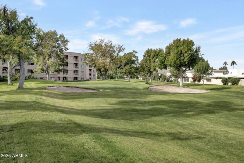 29-web-or-mls-7950-e-camelback-rd-bldg-2