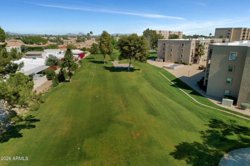 34-web-or-mls-7950-e-camelback-rd-bldg-2