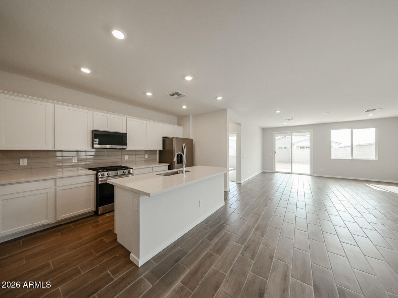 14_New-Home-For-Sale-Maricopa_AZ-LaR-68