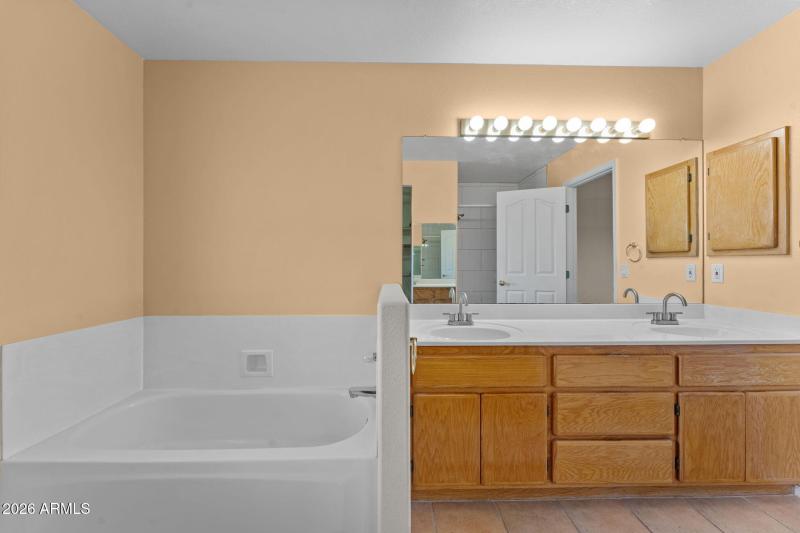 19-web-or-mls-DSC01983