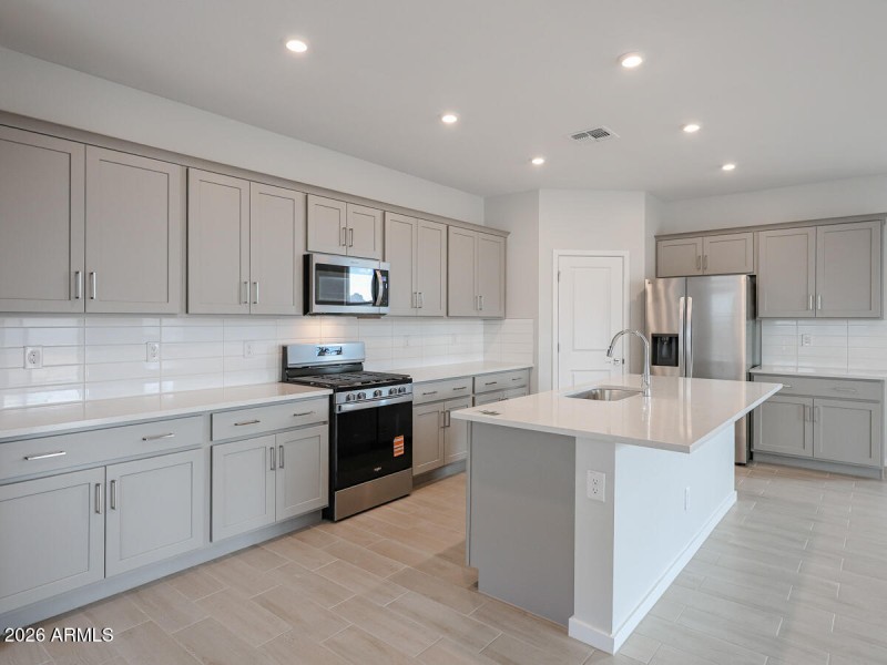 12_Rancho-Vista_New-Homes-for-Sale_Surpr