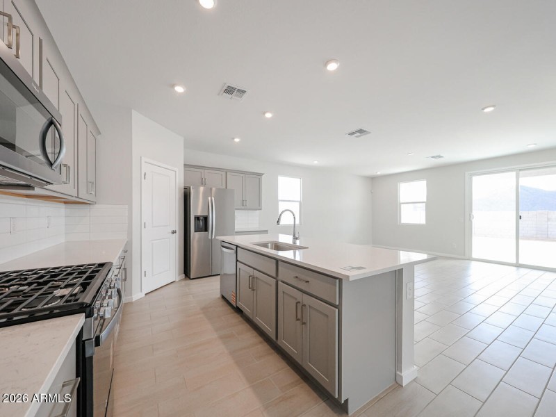 17_Rancho-Vista_New-Homes-for-Sale_Surpr